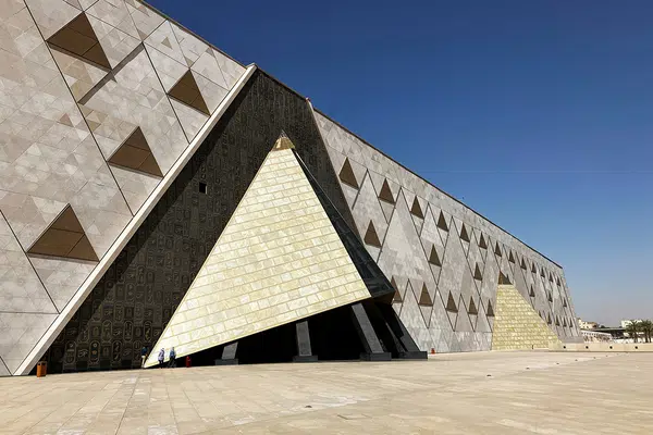 Kairo - Schätze im neuen Grand Egyptian Museum