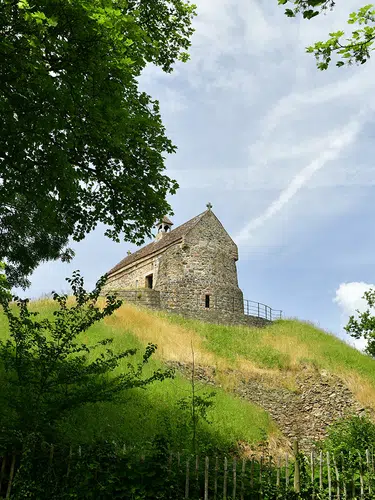 Kanalinseln- britischer Stil und französische Lebensart