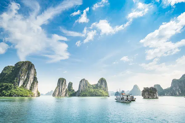 Kulturschätze in Vietnam und Kambodscha