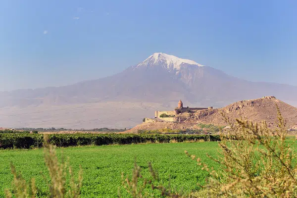 Armenien - am Fuße des Ararat