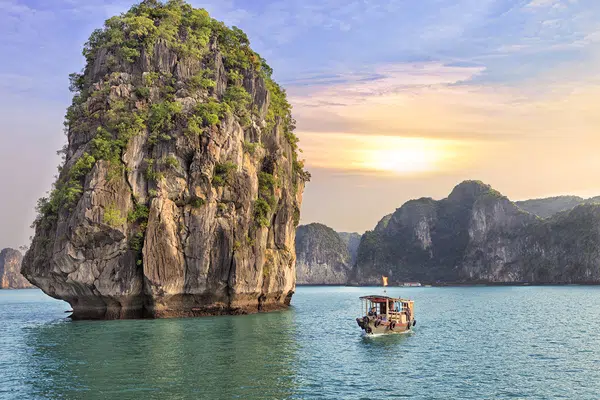 Vietnam umfassend