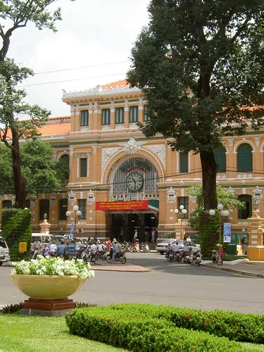 Vietnam umfassend