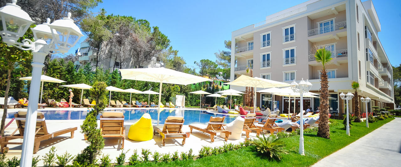 Sandy Beach, Durres