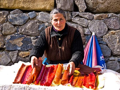 Rundreise Armenien Marktplatz