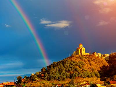 Rundreise Georgien Tiflis Regenbogen