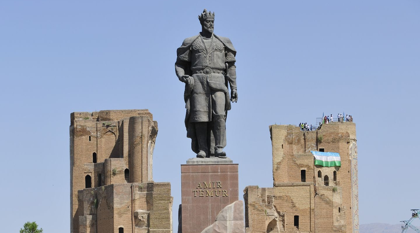 Reisebericht Usbekistan: Statue Timur Lenk