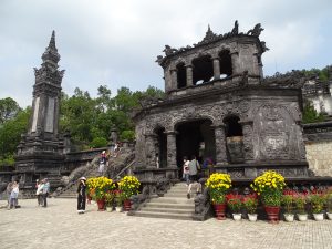 Hue_Mausoleum_1 Gebeco