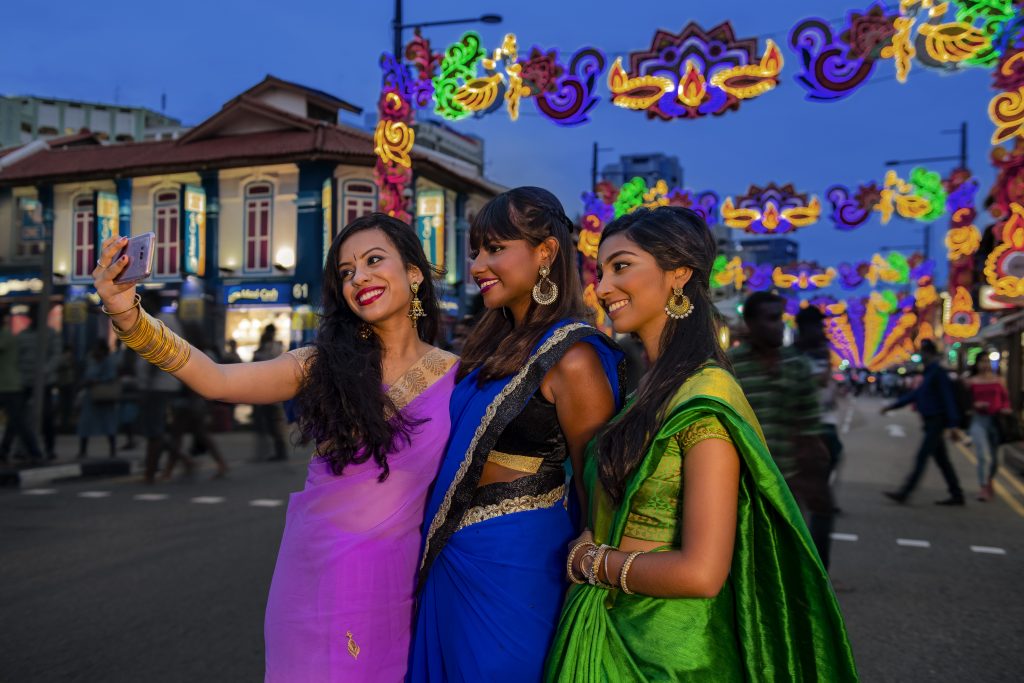 Hinduistisches Lichterfest Deepavali in Singapur