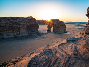 Al Ula Elephant Rock | Gebeco