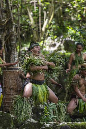 Polynesische Tänzer im Urwald | Gebeco