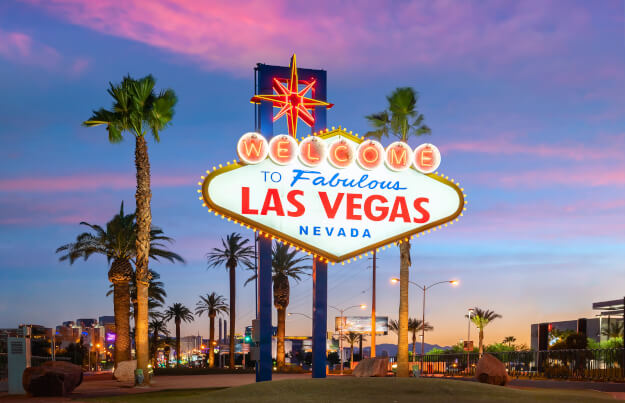 Das berühmte Stadtschild von Las Vegas in den USA | Gebeco