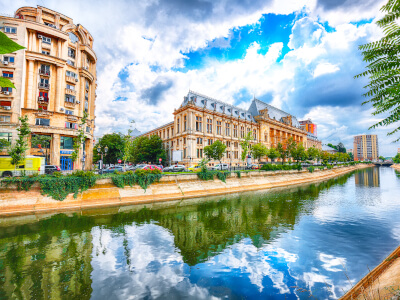 Die Altstadt von Bukarest mit dem Fluss Dâmbovița in Rumänien | Gebeco
