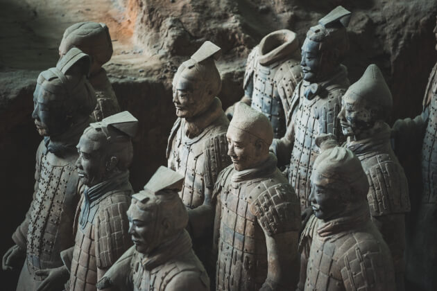 Terrakotta-Armee in Xi’an – detailreiche Tonkrieger aus der Qin-Dynastie. | Gebeco