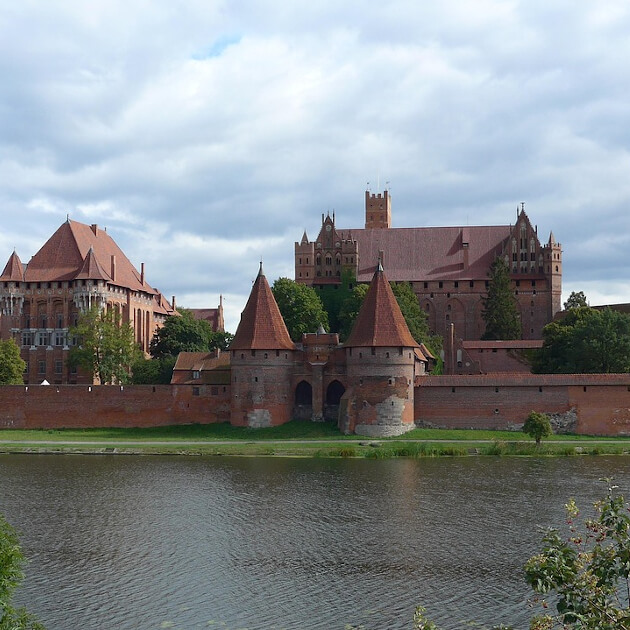Zu den Informationen über die Marienburg