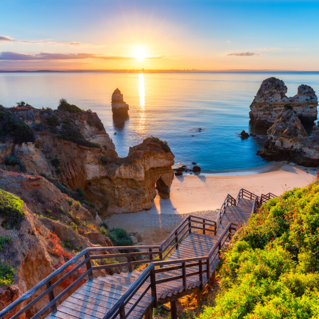 Zu den Informationen über Algarve