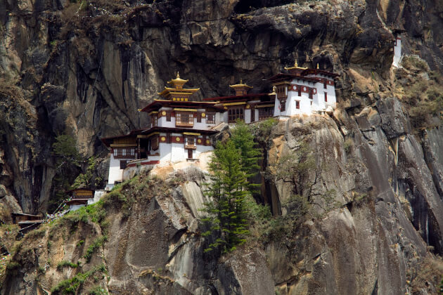 Tigernest-Kloster in Bhutan auf Felswand. | Gebeco