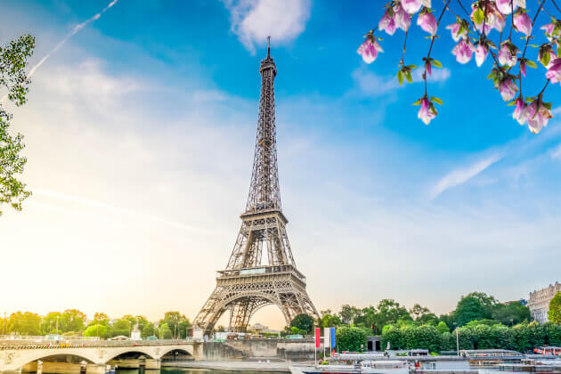 Zu den Informationen über Paris