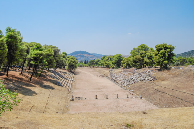 Ruinen des antiken Stadions von Olympia in Griechenland. | Gebeco