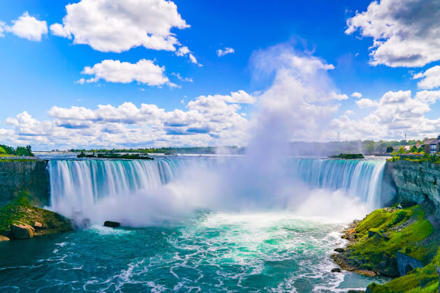Zu den Informationen über die Niagarafälle