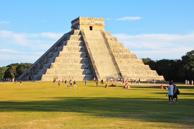 Zu den Informationen über Chichén Itzá