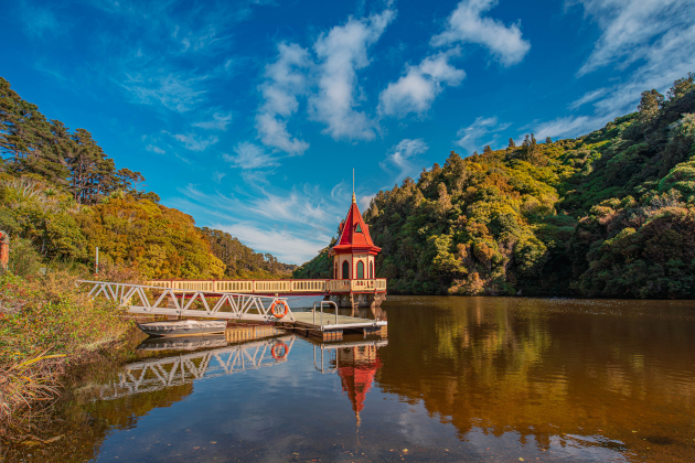 Neuseeland Wellington Zealandia Naturreservat mit See und Pavillon | Gebeco