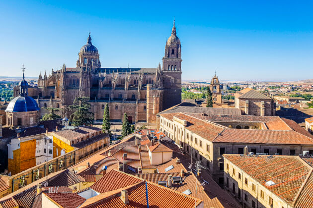 Panoramablick auf die Kathedrale von Salamanca und die historische Altstadt in Kastilien-León, Spanien. | Gebeco