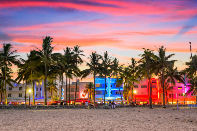 Leuchtende Farben bei Sonnenuntergang in Miami, Florida. | Gebeco