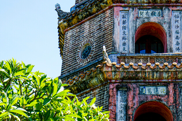 Die Thien-Mu-Pagode in Hue, Vietnam.| Gebeco